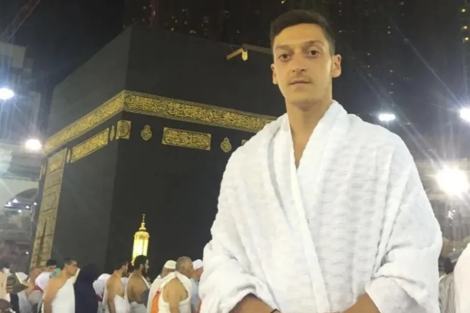 Ucapan Ramadan dari Mesut Ozil hingga Mohamed Salah