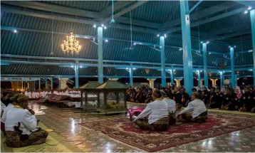 Sambut Malam Lailatul Qadar, Ini 4 Tradisi Unik dari Berbagai Daerah di Indonesia