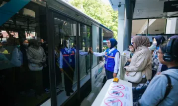 Transjakarta Sediakan Takjil Gratis di 14 Koridor