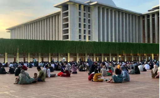 Masjid Istiqlal Jadi Destinasi Ngabuburit Masyarakat